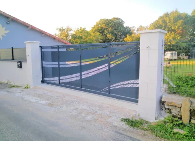 menuiserie metallique à Saint-Léger-de-la-Martinière près de melle dans les Deux-Sèvres 79